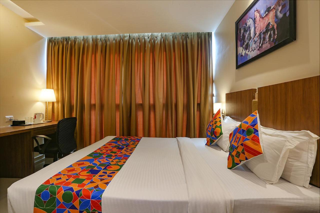 Fabhotel Royal International Mumbai Eksteriør bilde